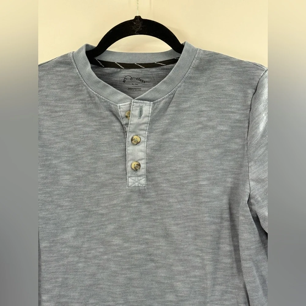 EUC Art Class Washed Henley Tee Shirt